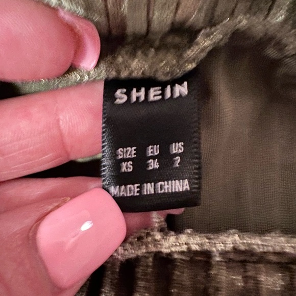 SHEIN flared leggings - Picture 3 of 3
